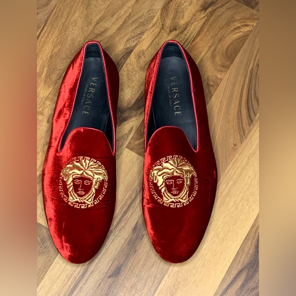 Men’s Versace dress shoes size 9 worn Twice